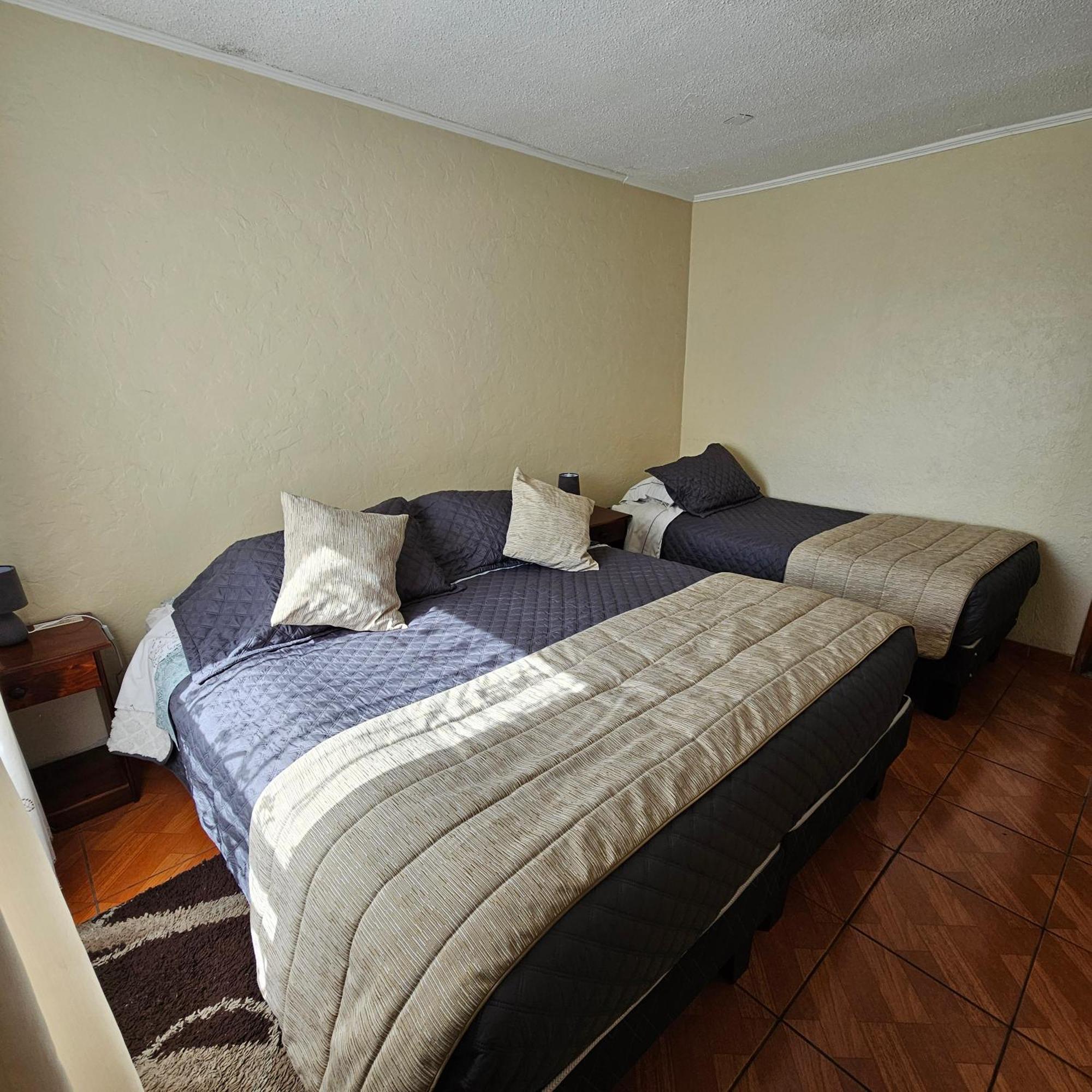 Hostal De Colon 拉塞雷纳 外观 照片